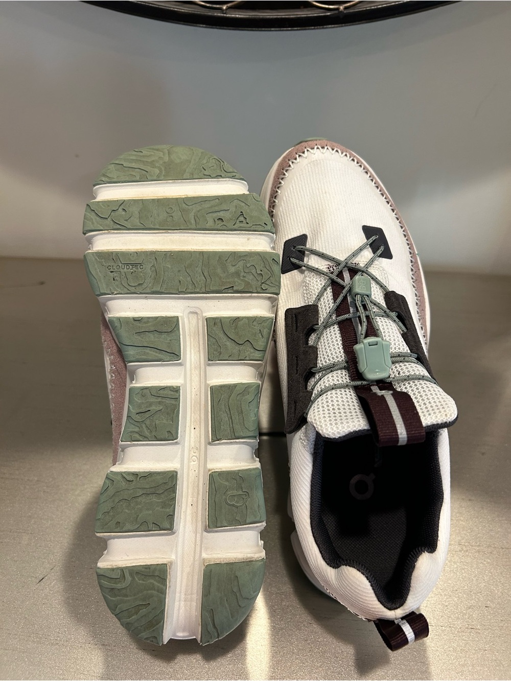 On cloud women's Performance Sneakers in White and Taupe by On Cloud size 9 - Picture 9 of 11